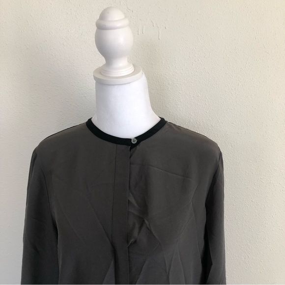Vince Gray and Black Tunic Top - Picture 8 of 11